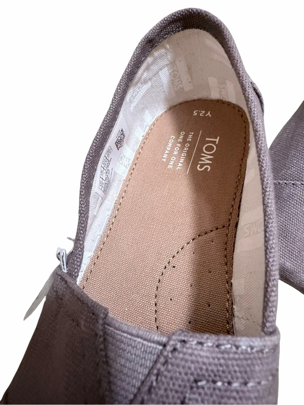🌼🌟NIB TOMS KIDS Unisex Alpargata Canvas Slip-On Shoes in Mauve. Size 2.5